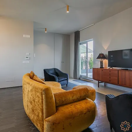 Il Senatore By Apulia Apartament *